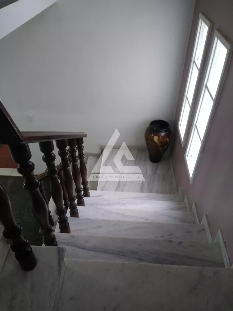 Casa de Condomínio à venda com 3 quartos, 350m² - Foto 10