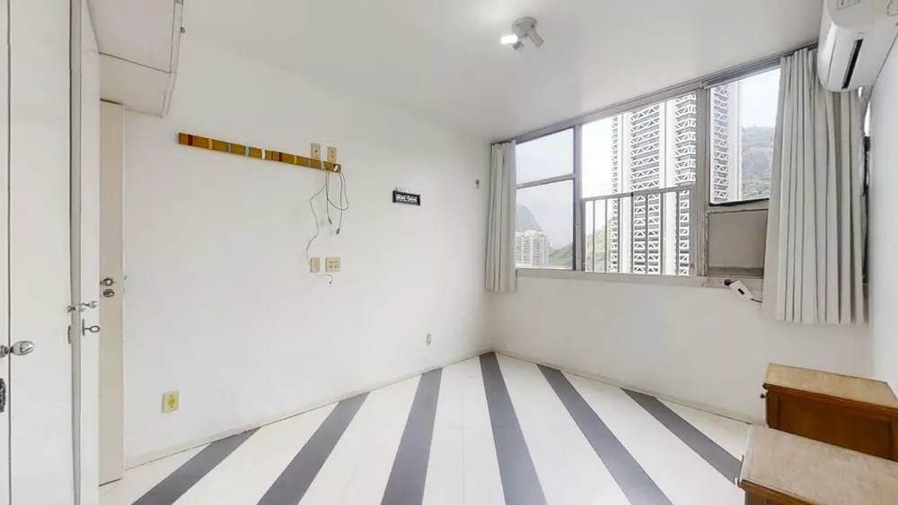 Apartamento à venda com 3 quartos, 94m² - Foto 3