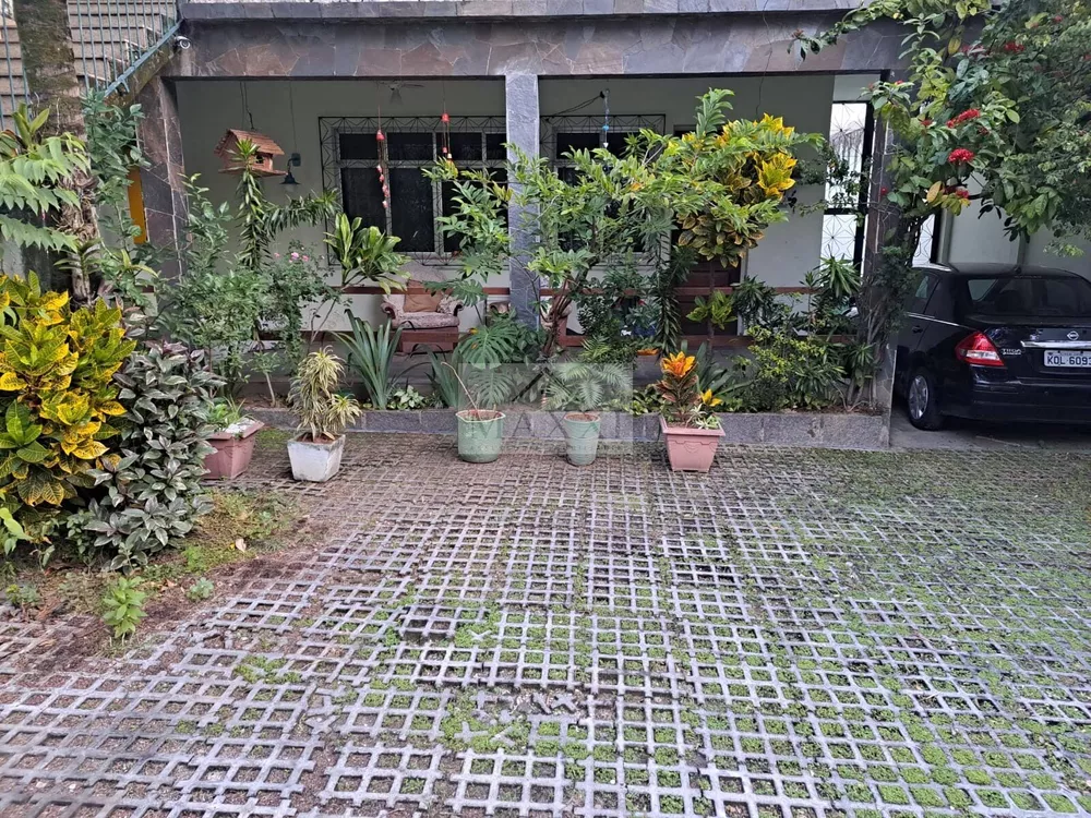 Casa, 6 quartos, 163 m² - Foto 2