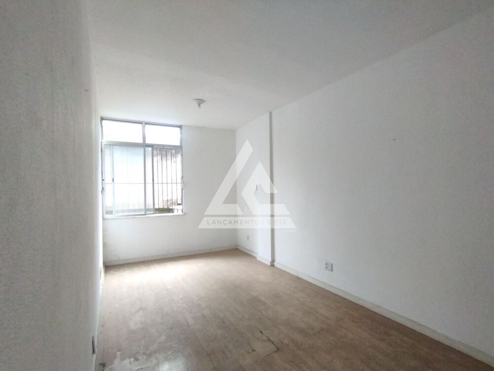 Apartamento à venda com 1 quarto, 61m² - Foto 1