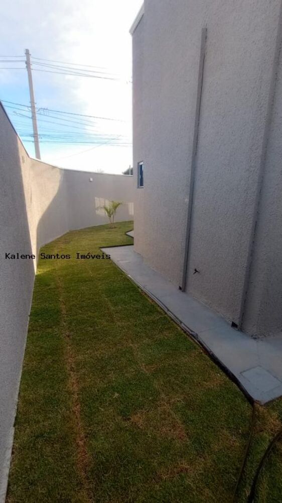 Casa à venda com 3 quartos, 112m² - Foto 3