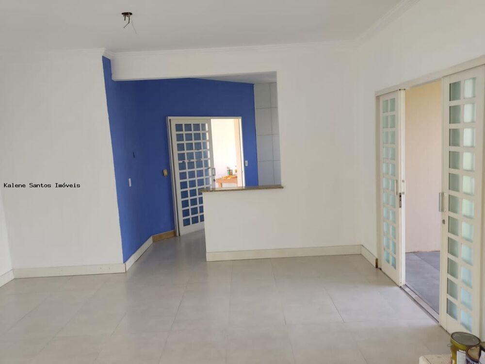 Casa para alugar com 2 quartos, 460m² - Foto 3