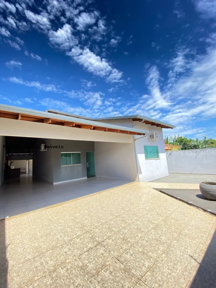 Casa, 3 quartos, 220 m² - Foto 1