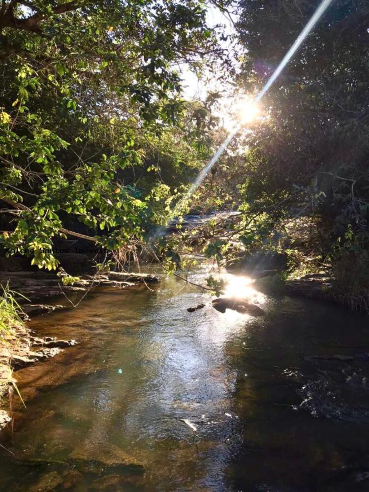 Chácara, 3 quartos, 2300 m² - Foto 1