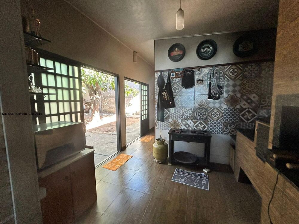 Casa, 4 quartos, 200 m² - Foto 3