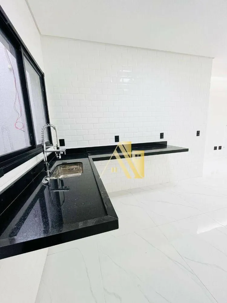Casa, 3 quartos, 168 m² - Foto 3