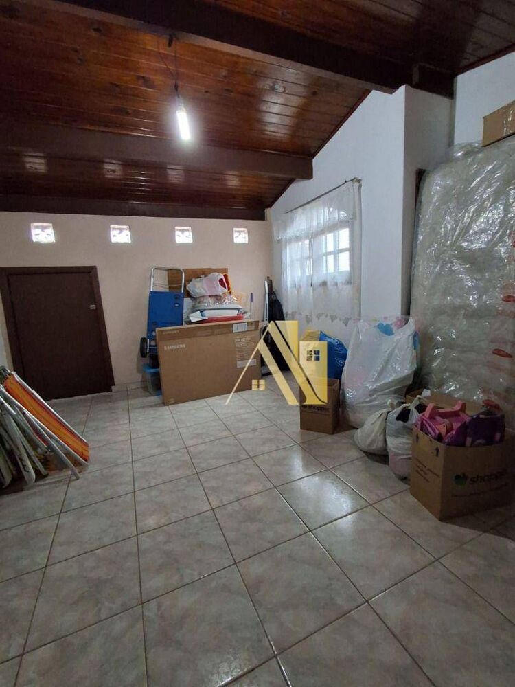 Sobrado, 3 quartos, 257 m² - Foto 8