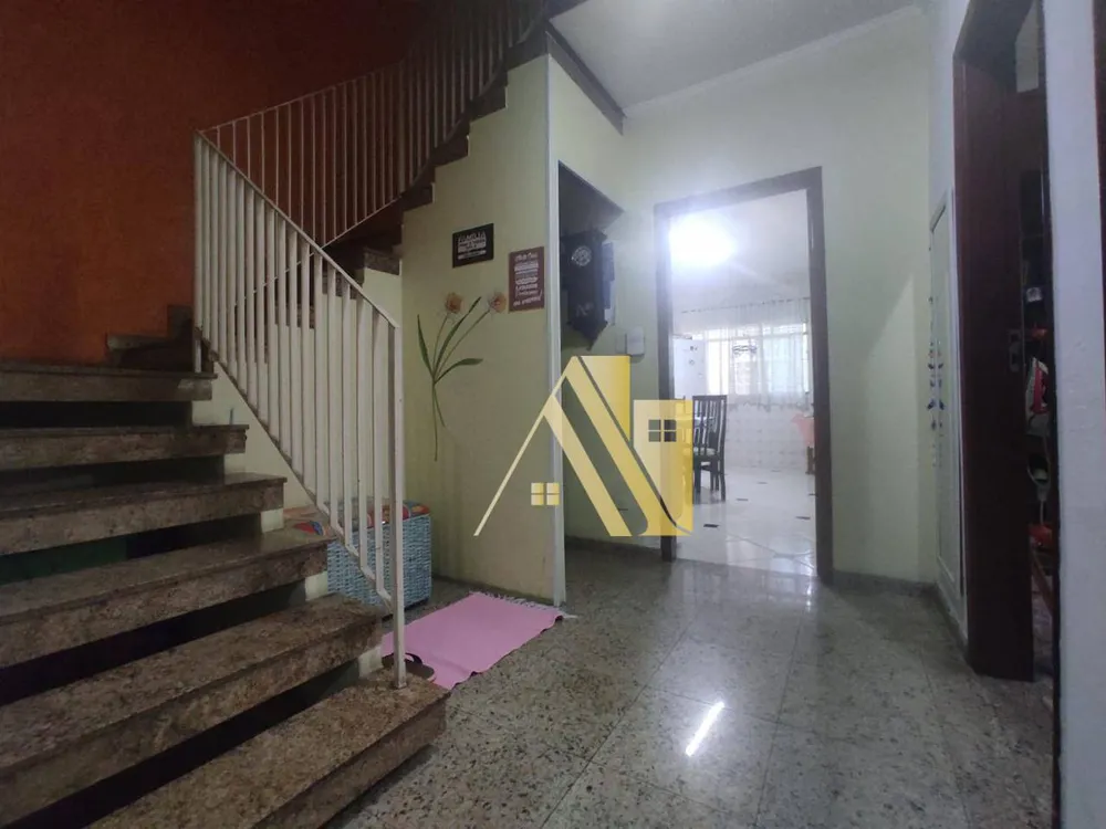 Sobrado, 3 quartos, 237 m² - Foto 3