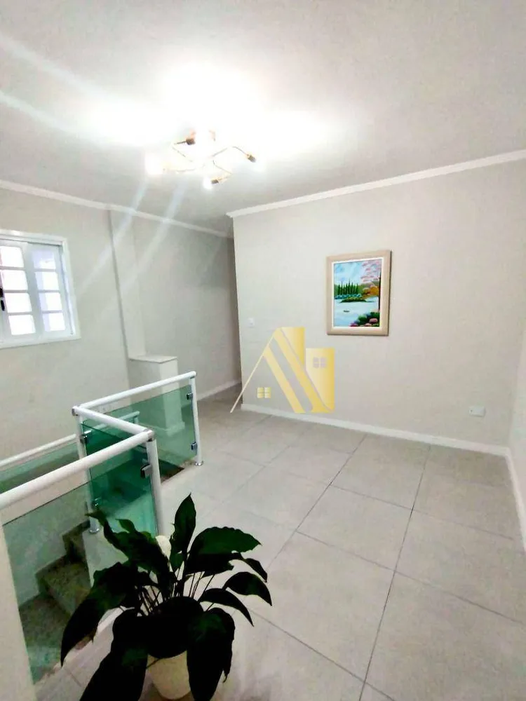 Sobrado, 4 quartos, 208 m² - Foto 1