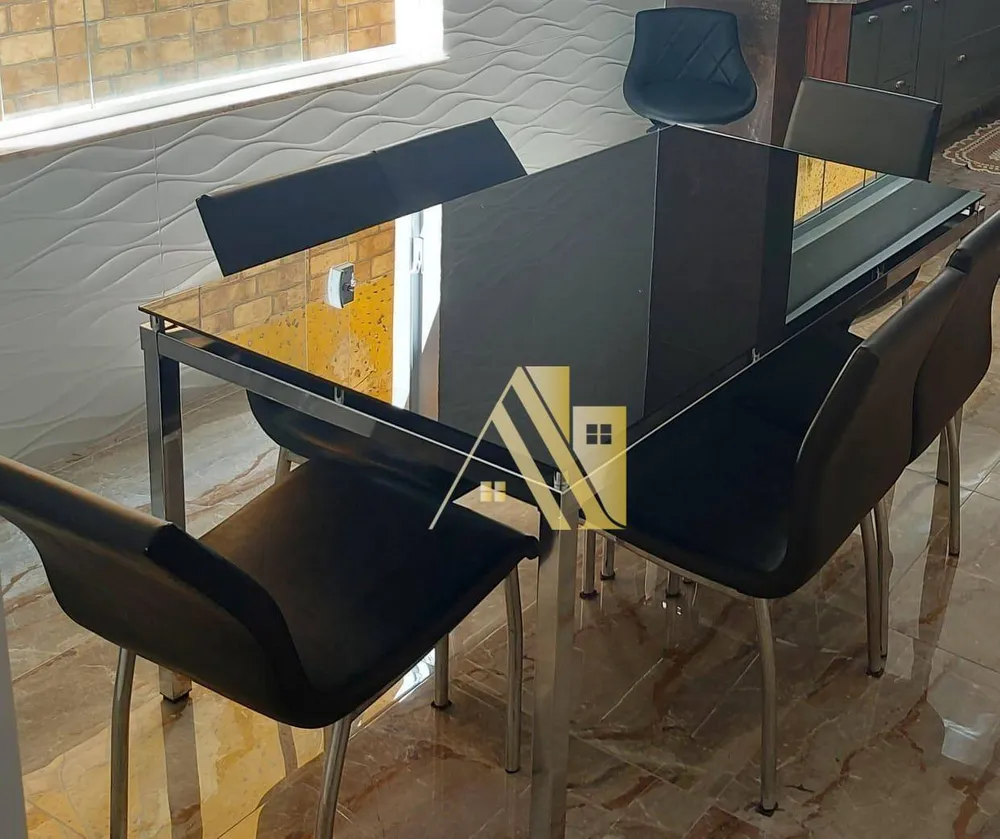 Sobrado, 3 quartos, 221 m² - Foto 2