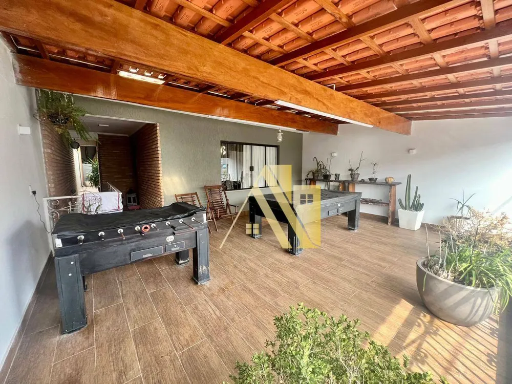 Casa, 3 quartos, 279 m² - Foto 4
