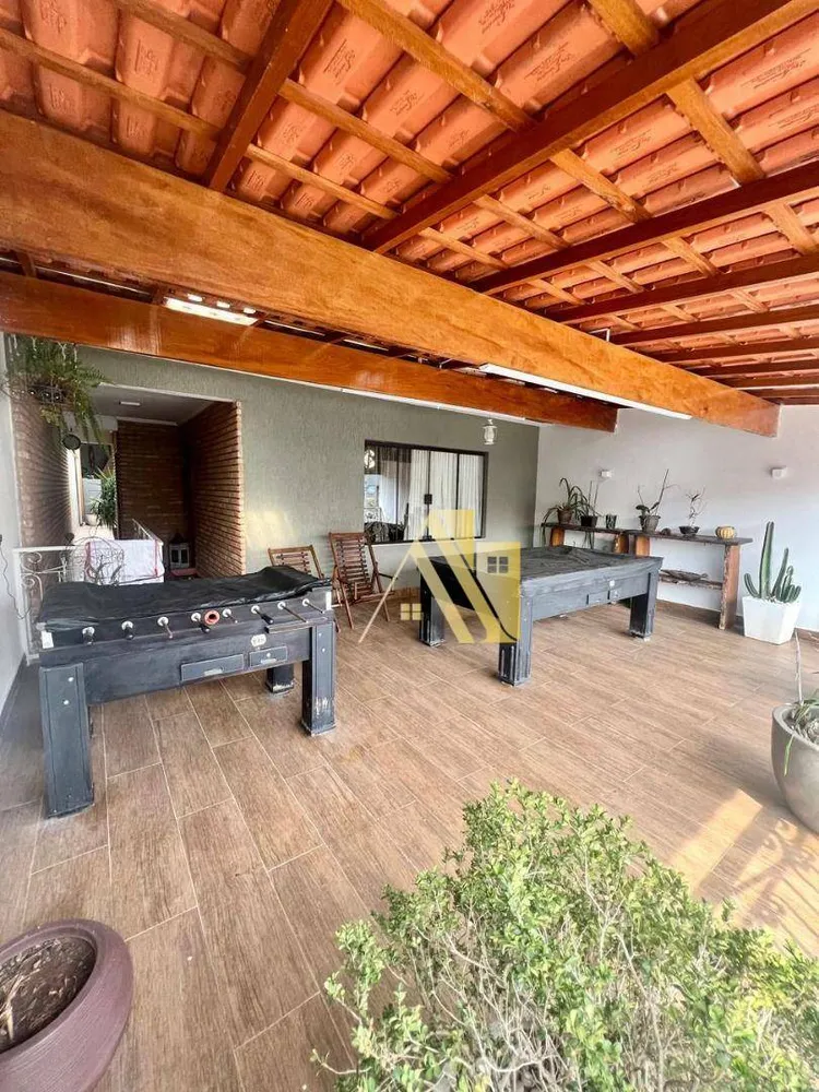 Casa, 3 quartos, 279 m² - Foto 3