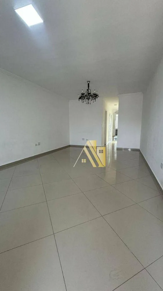 Sobrado, 3 quartos, 181 m² - Foto 1
