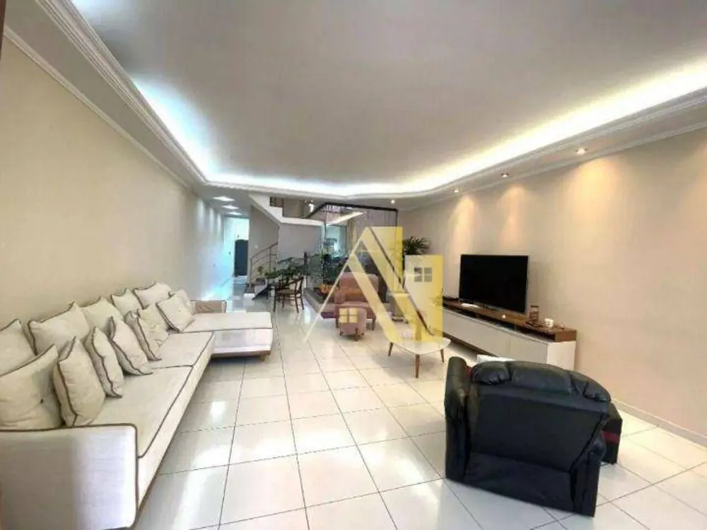 Sobrado, 3 quartos, 420 m² - Foto 1