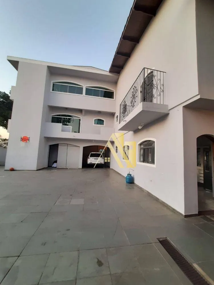 Sobrado, 3 quartos, 500 m² - Foto 2