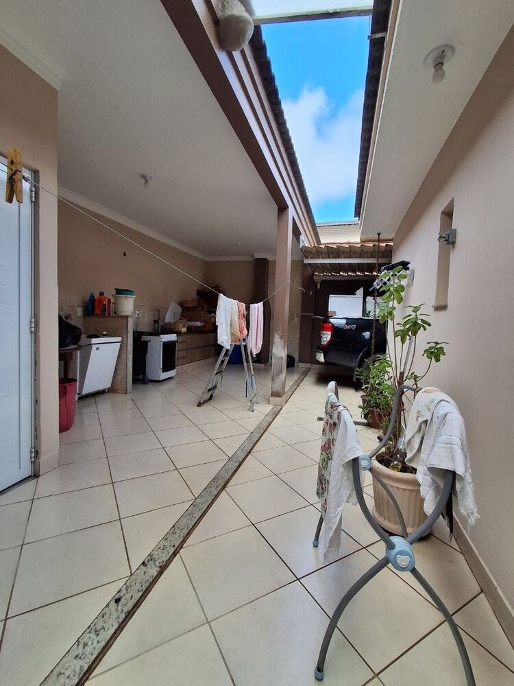 Casa, 3 quartos, 200 m² - Foto 4