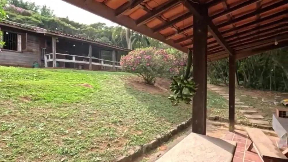 Chácara, 2 quartos, 3100 m² - Foto 1