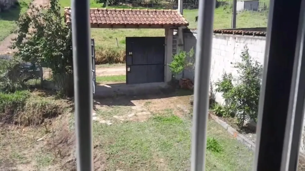 Chácara, 2 quartos, 1800 m² - Foto 2
