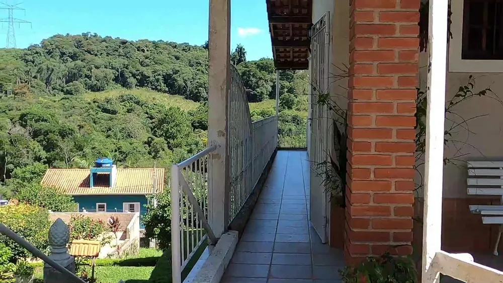 Chácara, 5 quartos, 2000 m² - Foto 1