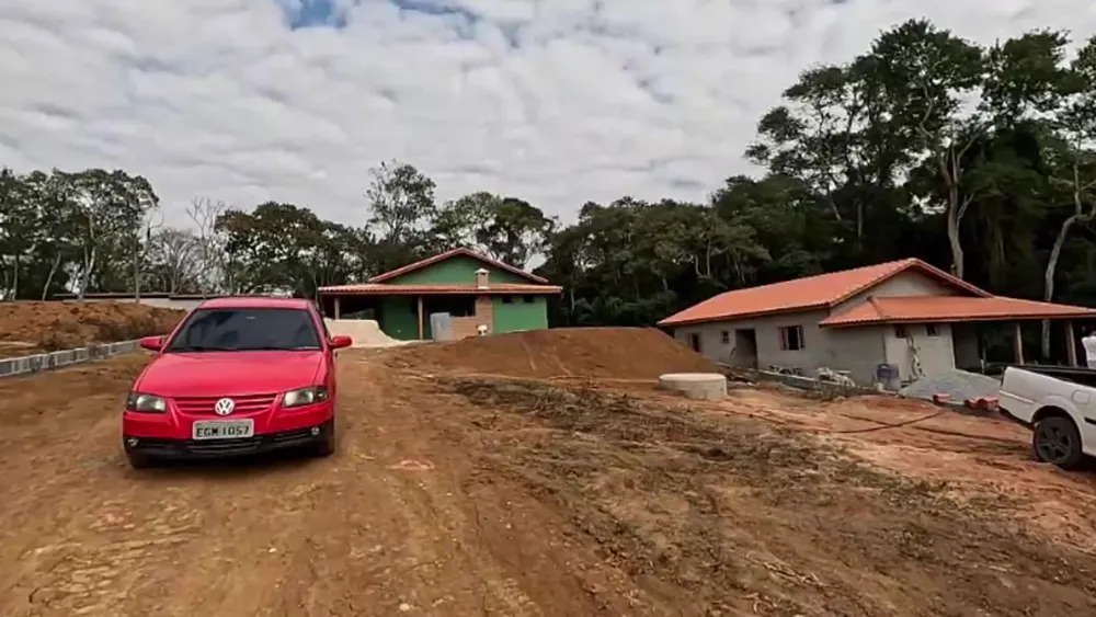 Chácara, 3 quartos, 820 m² - Foto 2