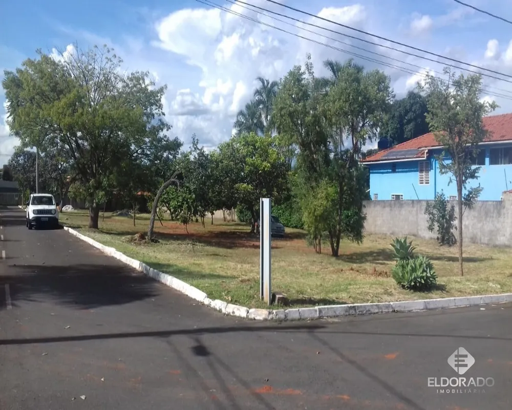 Loteamento e Condomínio, 1700 m² - Foto 1