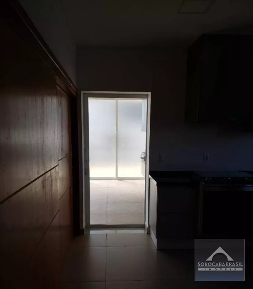 Sobrado à venda com 5 quartos, 300m² - Foto 4