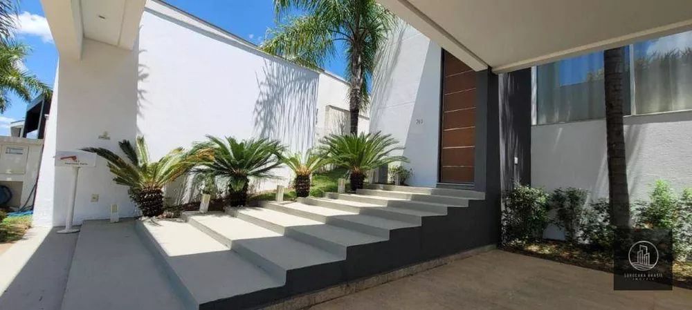 Sobrado à venda com 4 quartos, 410m² - Foto 1