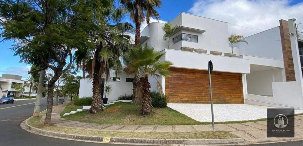 Casa à venda e aluguel com 4 quartos, 615m² - Foto 1