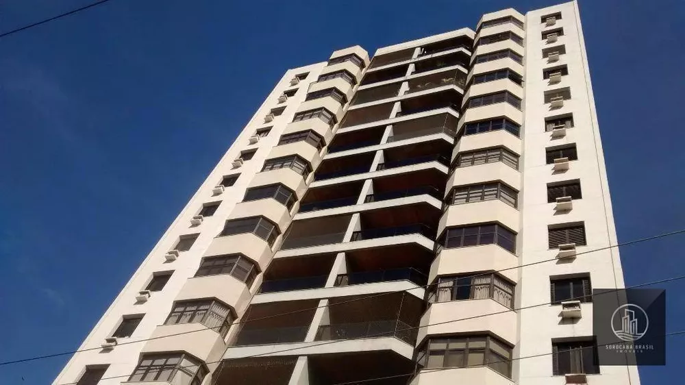 Apartamento à venda com 3 quartos, 303m² - Foto 2