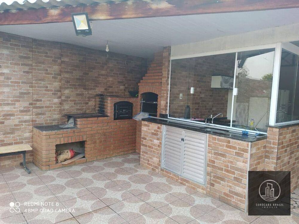 Chácara, 2 quartos, 1242 m² - Foto 1