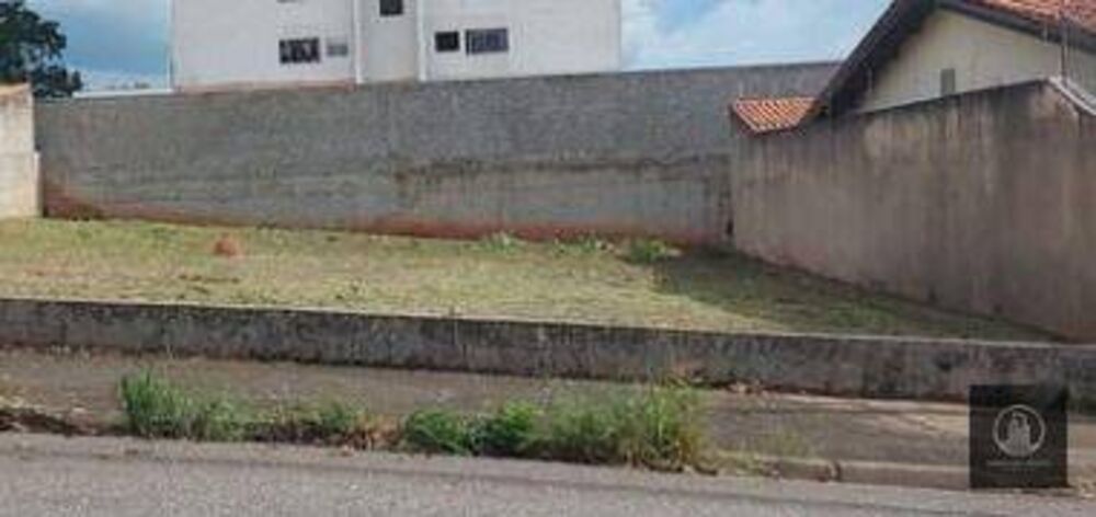 Terreno, 270 m² - Foto 1