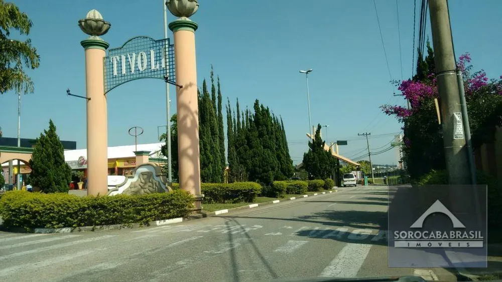 Loteamento e Condomínio, 701 m² - Foto 1