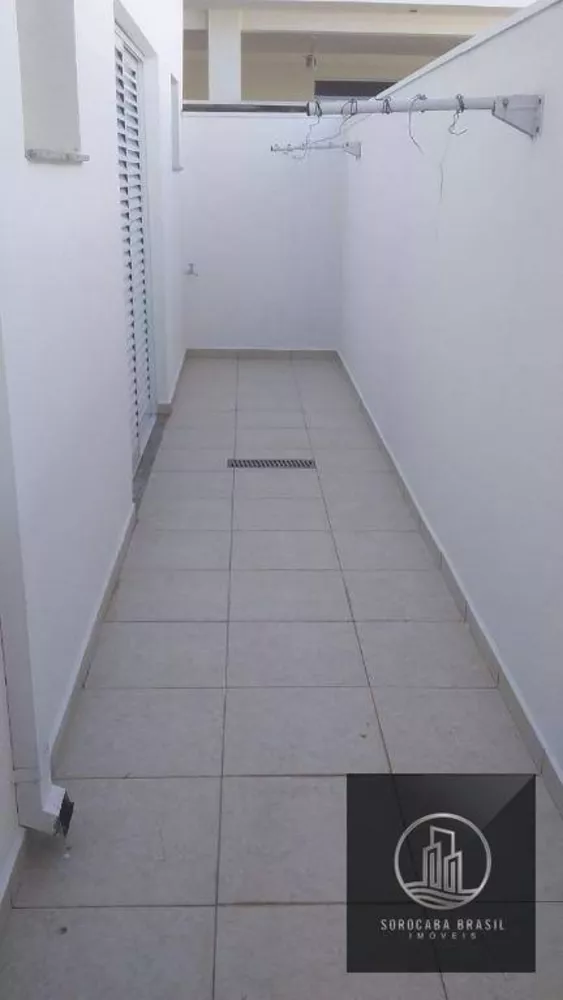 Sobrado à venda com 3 quartos, 237m² - Foto 2