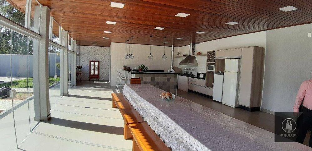 Casa à venda com 3 quartos, 900m² - Foto 7