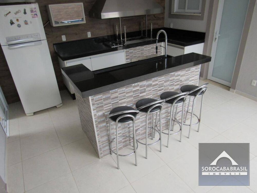 Sobrado, 3 quartos, 286 m² - Foto 1