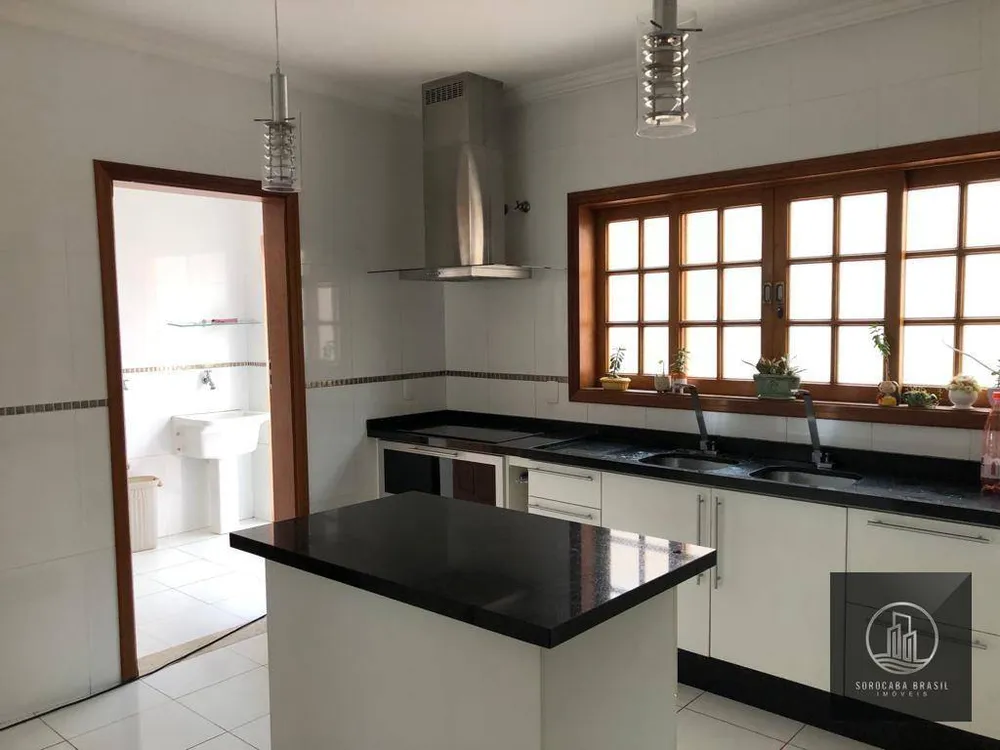 Sobrado, 3 quartos, 391 m² - Foto 1