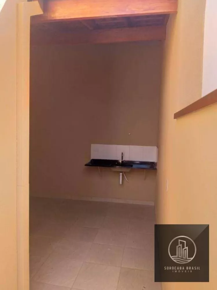 Casa à venda com 2 quartos, 80m² - Foto 2