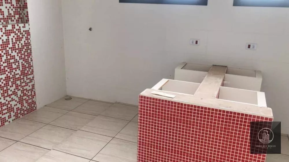 Casa de Condomínio à venda com 4 quartos, 320m² - Foto 2