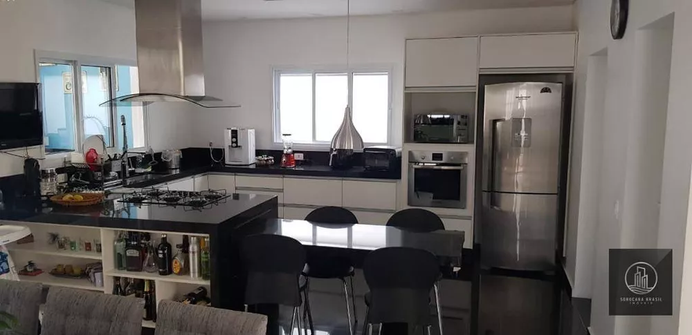 Apartamento à venda com 3 quartos, 140m² - Foto 2