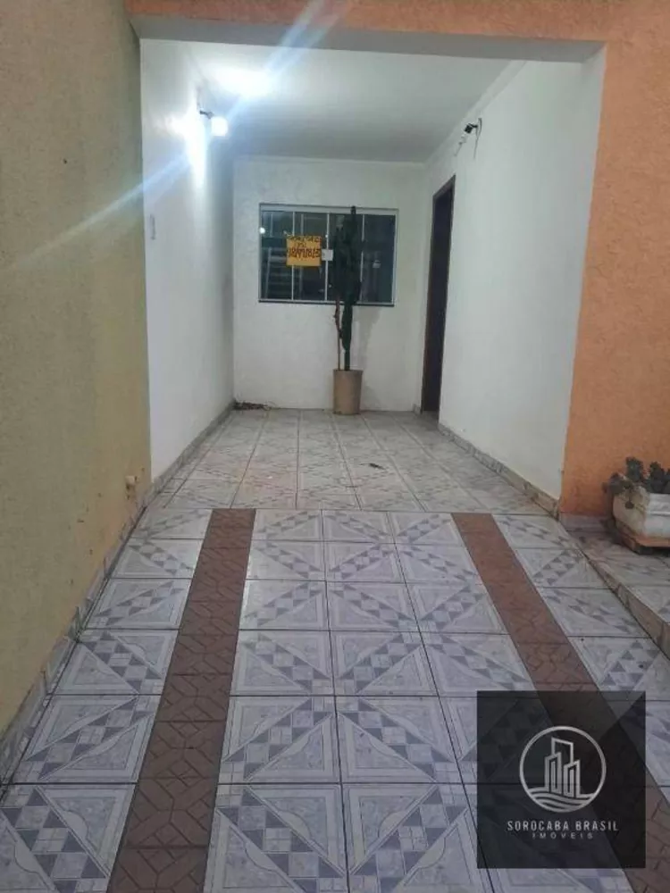 Casa à venda com 2 quartos, 80m² - Foto 2