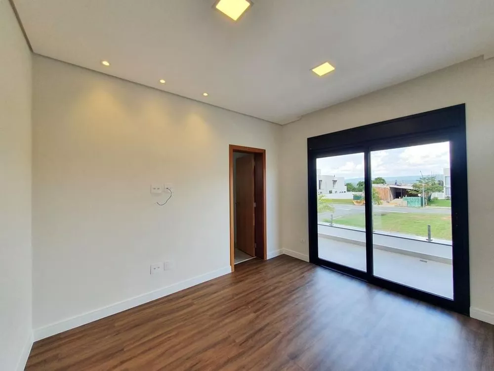 Sobrado à venda com 5 quartos, 400m² - Foto 8