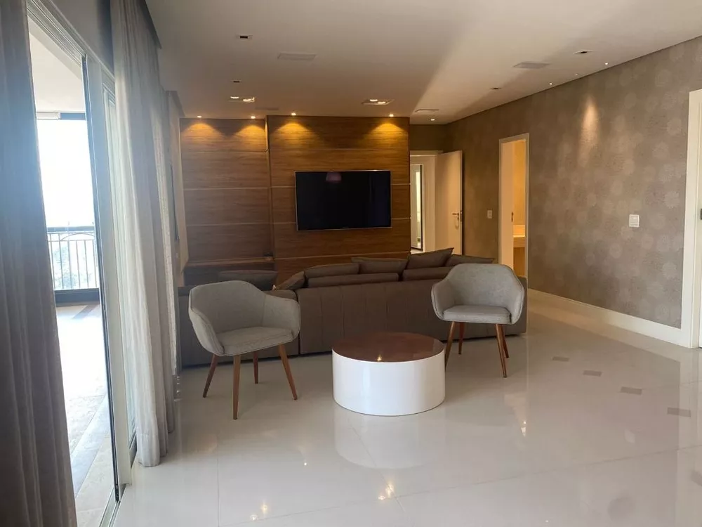 Apartamento, 3 quartos, 247 m² - Foto 2