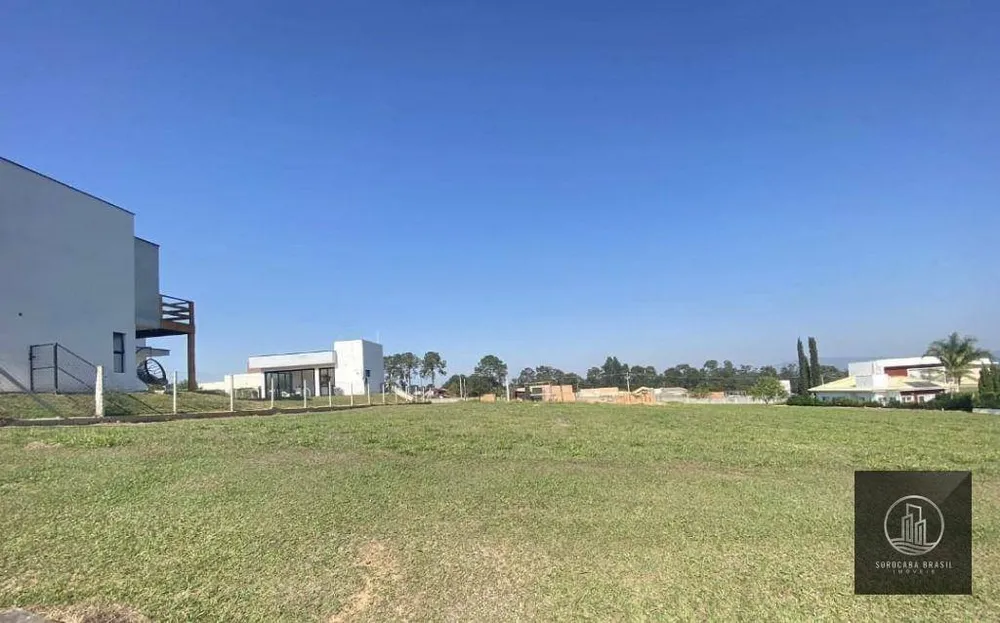 Loteamento e Condomínio, 1000 m² - Foto 1