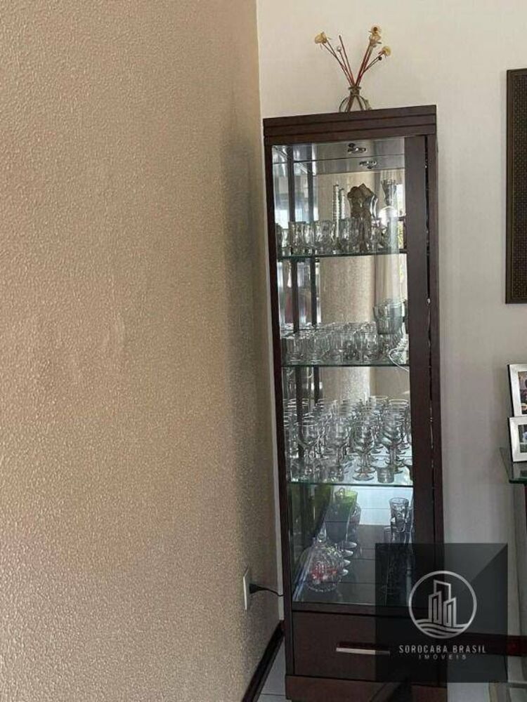 Sobrado, 3 quartos, 248 m² - Foto 1