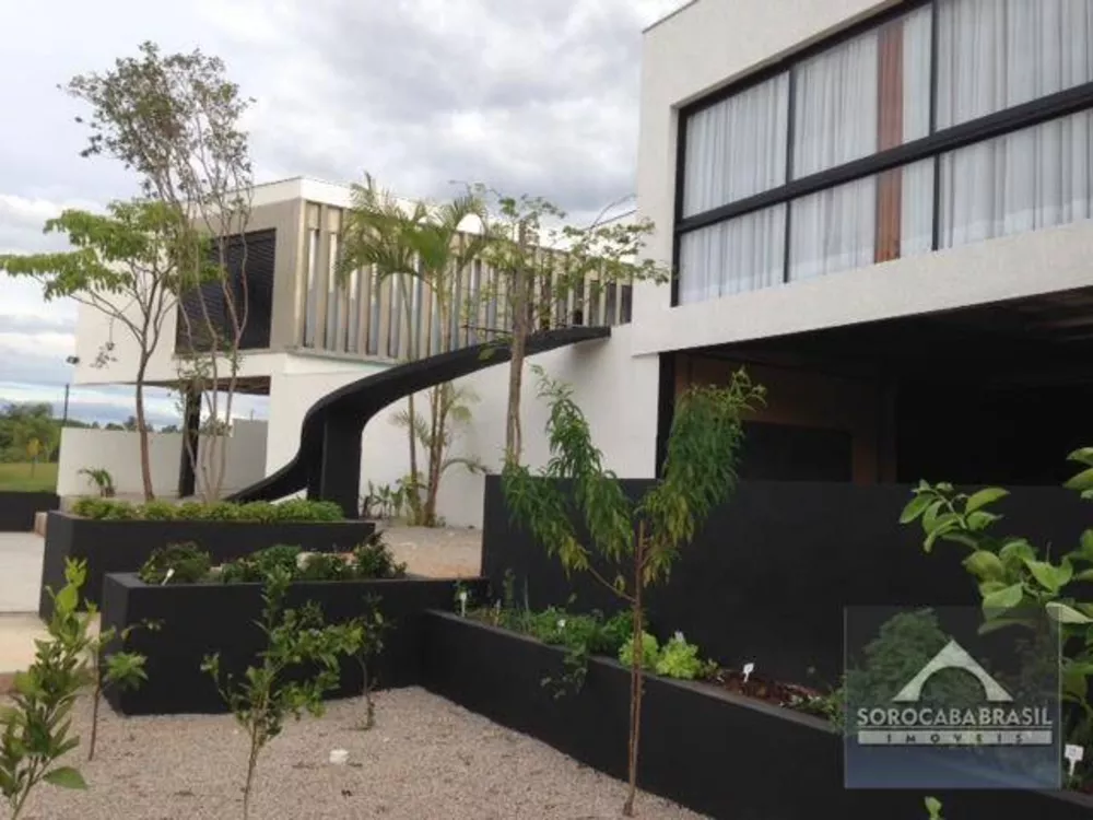 Casa de Condomínio à venda com 4 quartos, 800m² - Foto 1