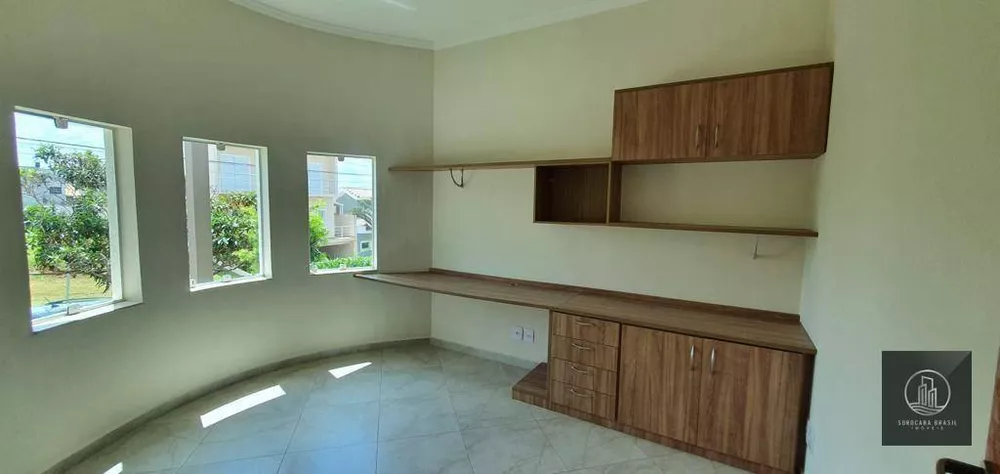 Casa de Condomínio à venda com 3 quartos, 224m² - Foto 3