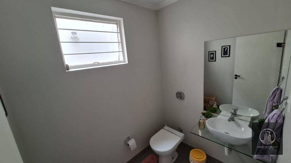 Casa à venda com 3 quartos, 500m² - Foto 2