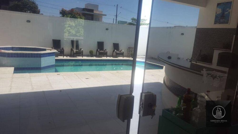Sobrado, 3 quartos, 530 m² - Foto 1