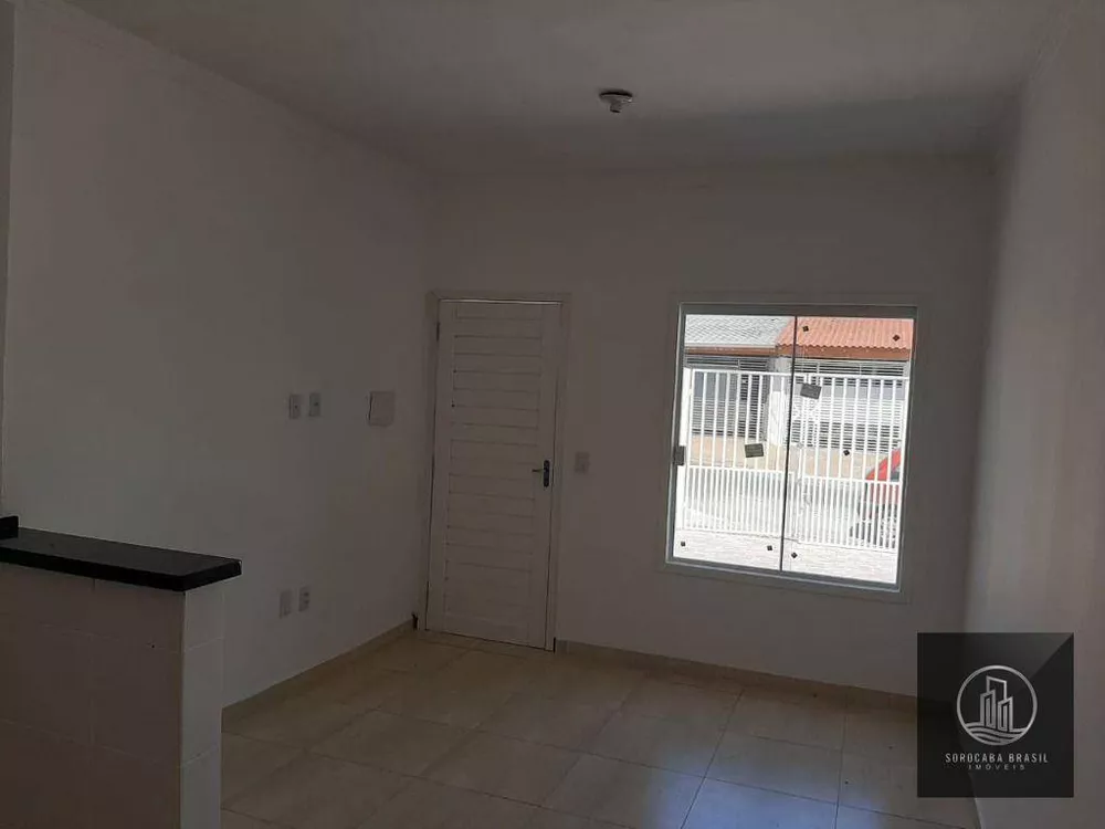 Casa à venda com 2 quartos, 52m² - Foto 3