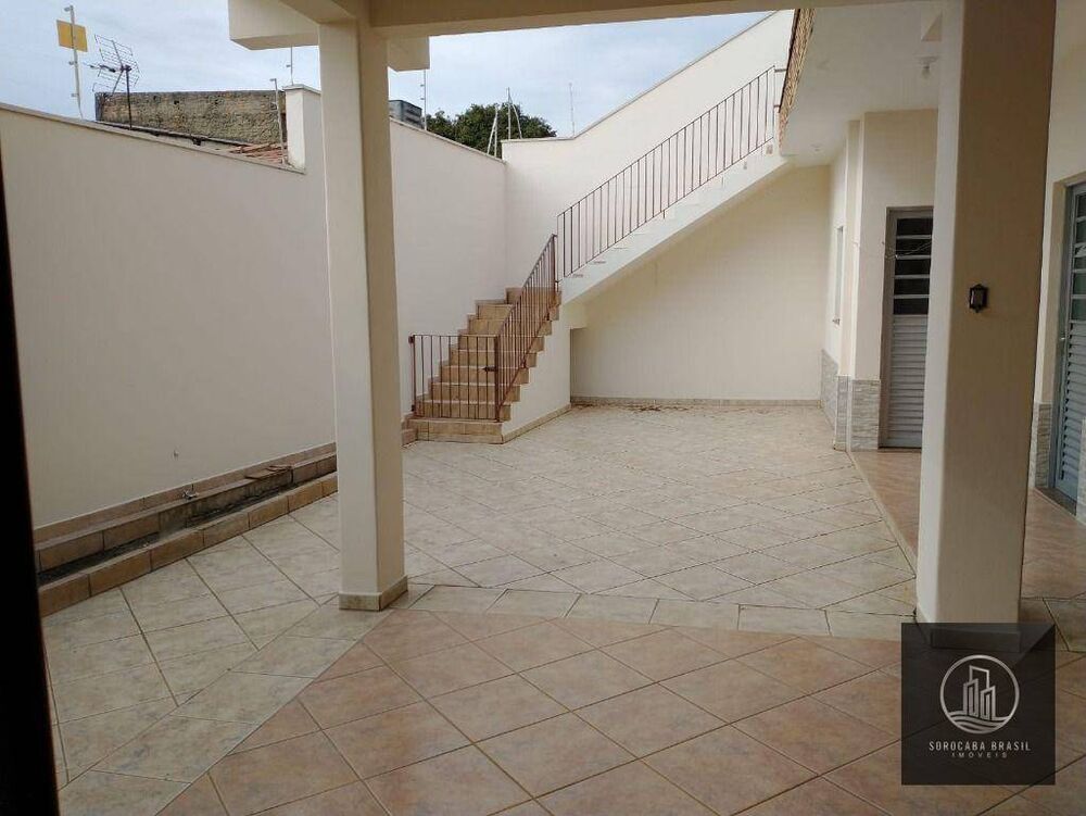 Casa, 3 quartos, 251 m² - Foto 3